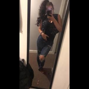 Meet your Posher, Raina